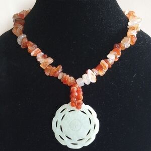 VINTAGE Elegant  Carved Jade and Carnelian Necklace 18"+2"  Long Adjustable.